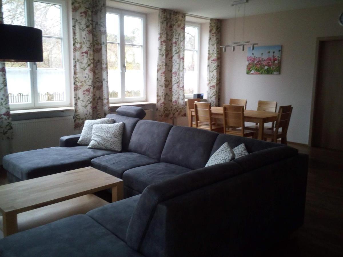 Ferienwohnung Kopold "Im Alten Schulhaus" Pottmes Exteriör bild